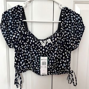 NWT Roxy crop shirt ties on sides